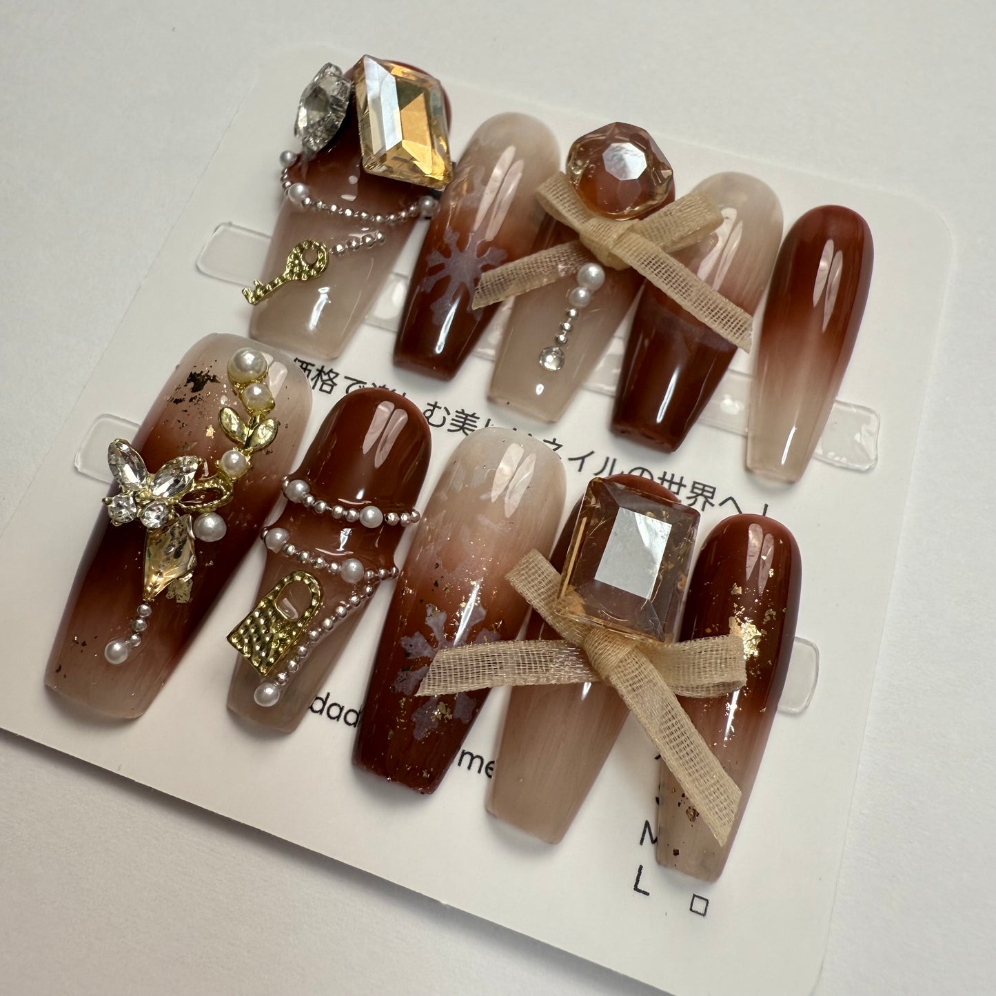 DAsena MAGIC PRESS NAIL TIPS DB-2453-B10,11