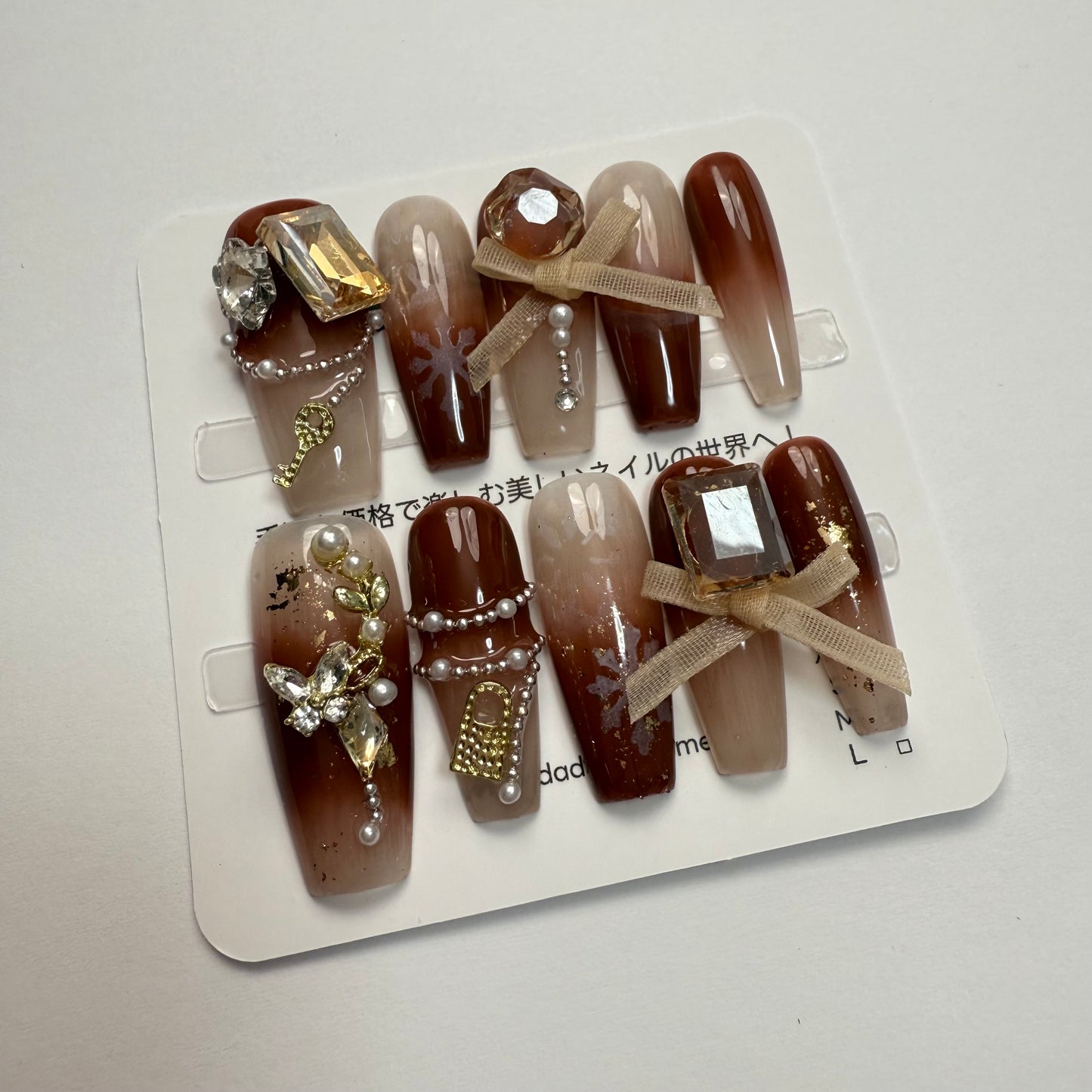 DAsena MAGIC PRESS NAIL TIPS DB-2453-B10,11